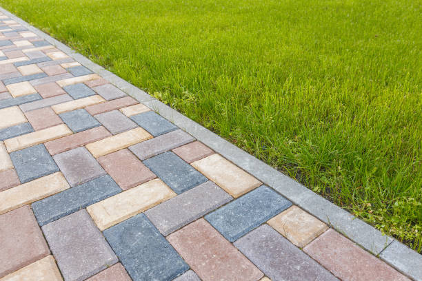 Best Interlocking Driveway Pavers  in Victoria, KS